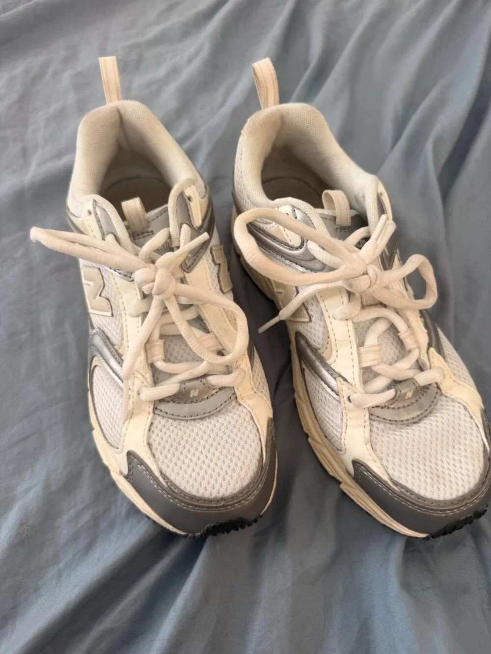 New Balance 408 Sneakers | Men’s Size 6 | Women's size 7.5
